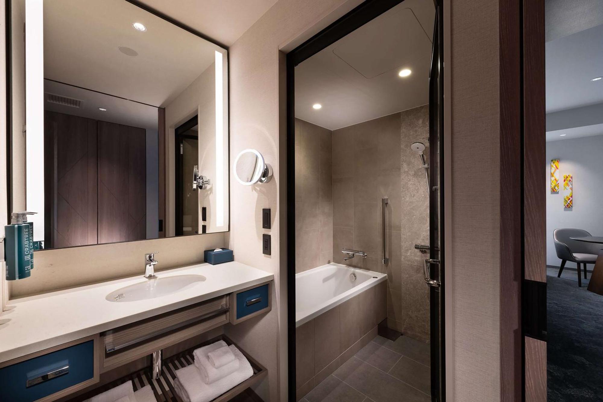 Doubletree By Hilton Castle โรงแรม
